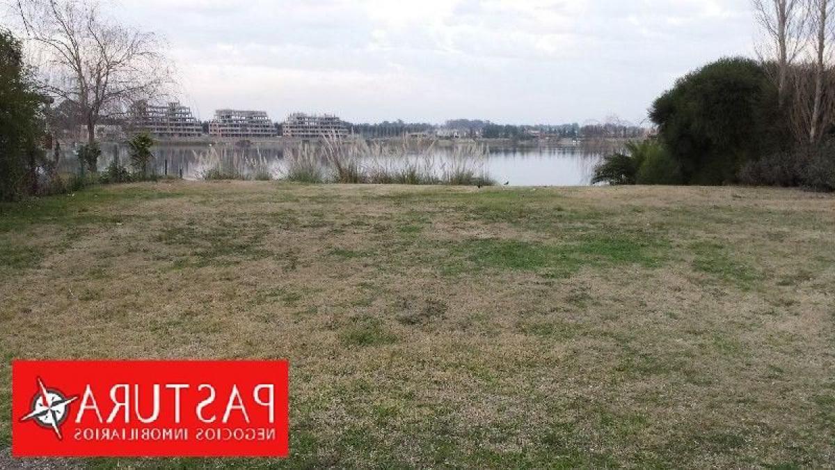 Land in Tigre, Argentina No. 116306