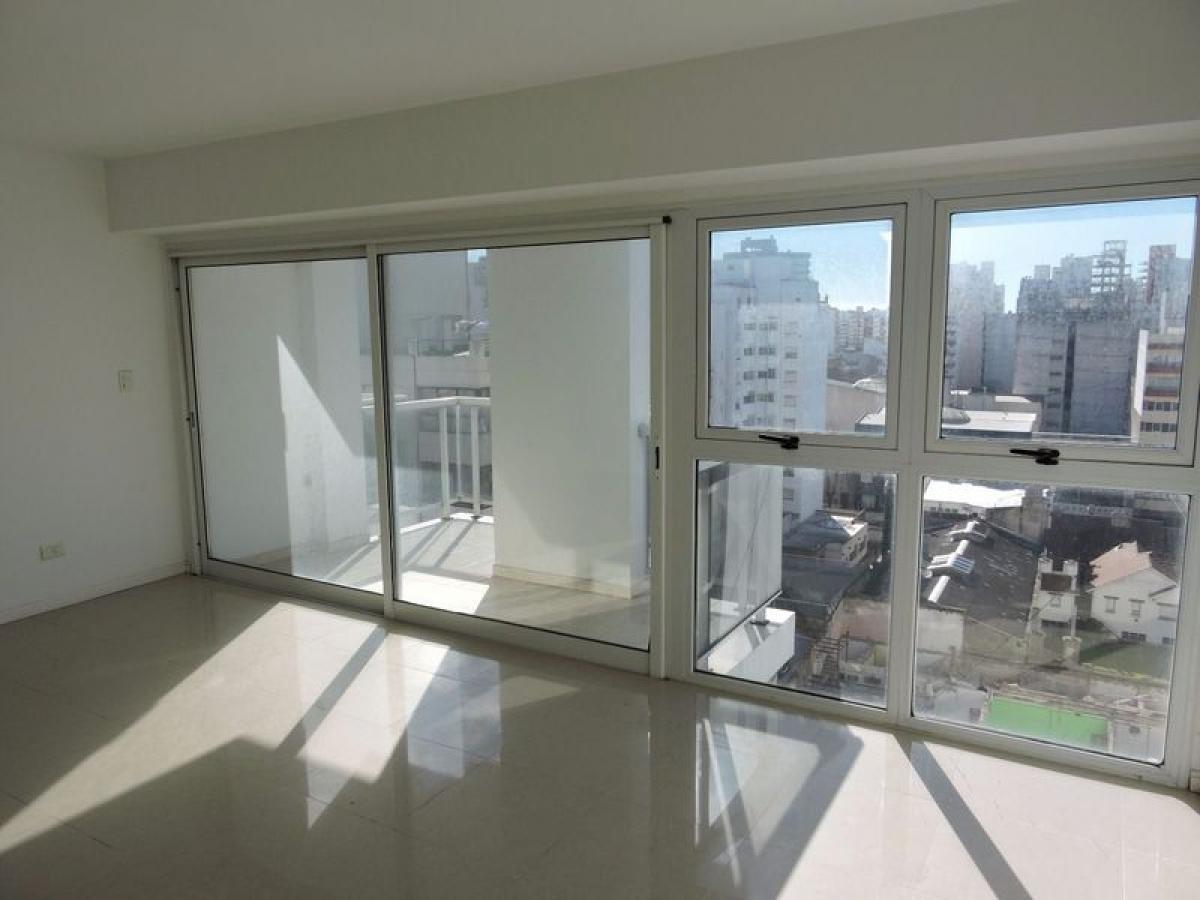 Apartamento de 2 dormitorios en Mar del Plata, Argentina No. 70662