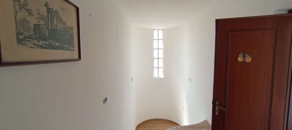 Вилла с 6 спальнями в Кампофеличе ди Рочелла, Италия № 345724 9