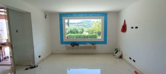 Вилла с 6 спальнями в Кампофеличе ди Рочелла, Италия № 345724 6