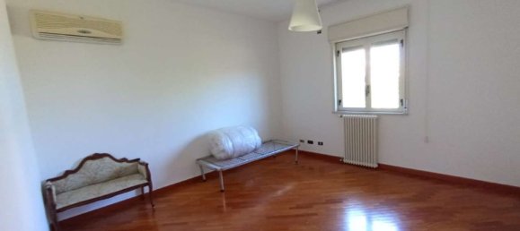 Вилла с 6 спальнями в Кампофеличе ди Рочелла, Италия № 345724 13