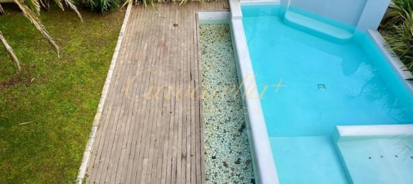 Villa de 6 divisões em Forte dei Marmi, Italy N.º 28871 12