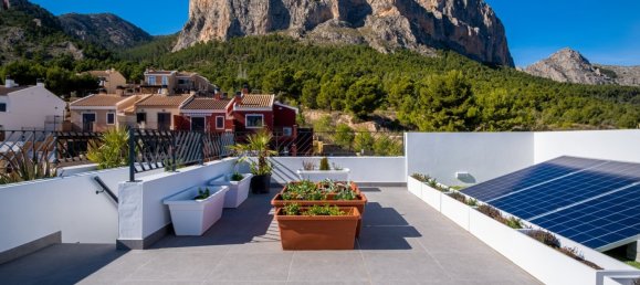 3 bedrooms Villa in Polop, Spain No. 287945 6