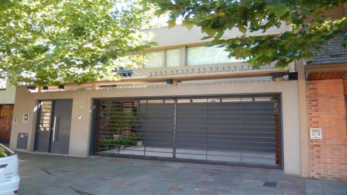 3 Schlafzimmer Haus in Quilmes, Argentina, Nr. 5057