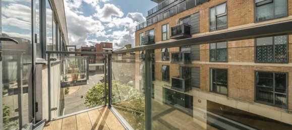 2 bedrooms Apartment in Surbiton, United Kingdom No. 10283 7