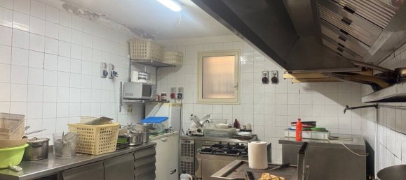 Propriété commerciale à Palermo, Italy 89m² No. 73588 15