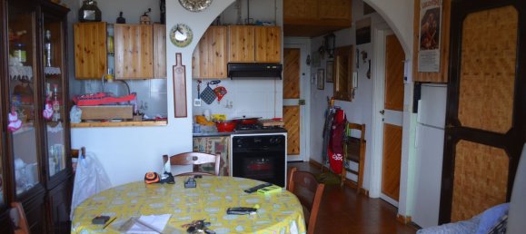 3 rooms Apartment in Tagliacozzo, Italy No. 253923 6