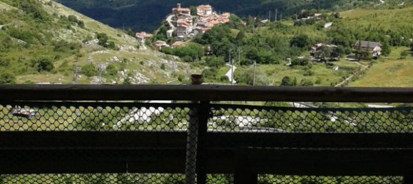 3 rooms Apartment in Tagliacozzo, Italy No. 253923 2
