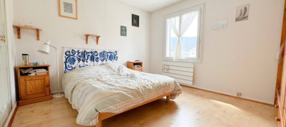 3 bedrooms Villa in Peron, France No. 203179 7