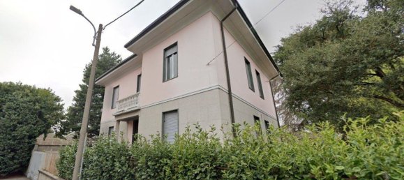 Villa de 6 habitaciónes en Albiate, Italy No. 334584 2