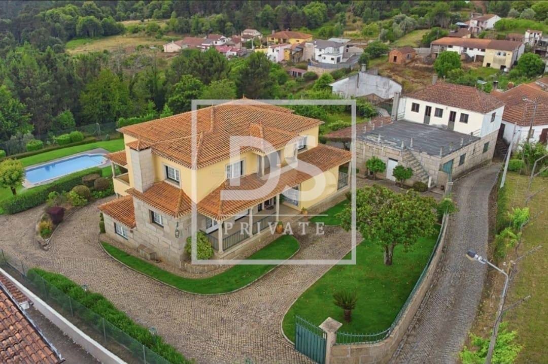5 bedrooms Villa in Vila Real, Portugal No. 119113