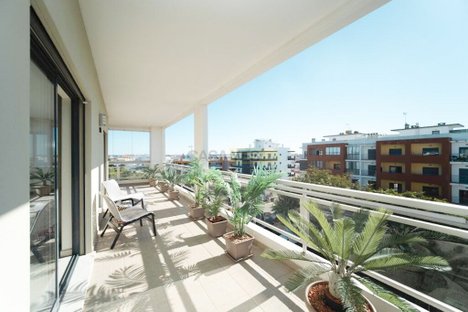 Apartamento de 3 dormitorios en Alvor, Portugal No. 85675