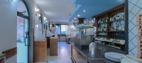 Oficina de 3 habitaciónes en Truccazzano, Italy No. 294990 10