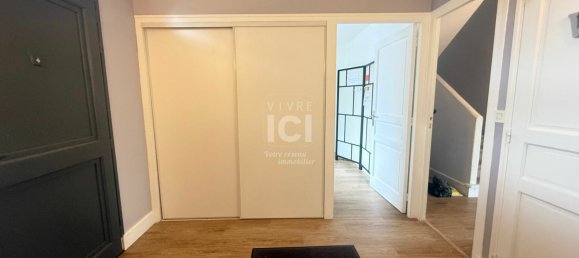 5 bedrooms House in Nantes, France No. 281267 3