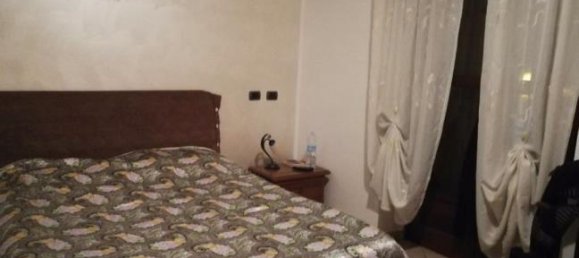 5-Zimmer Haus in Sonnino, Italy, Nr. 257158 8