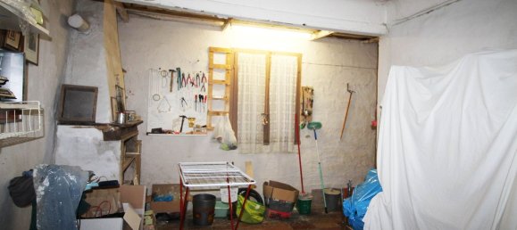 5 bedrooms Apartment in Fermignano, Italy No. 326644 10