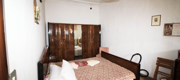 5 bedrooms Apartment in Fermignano, Italy No. 326644 5