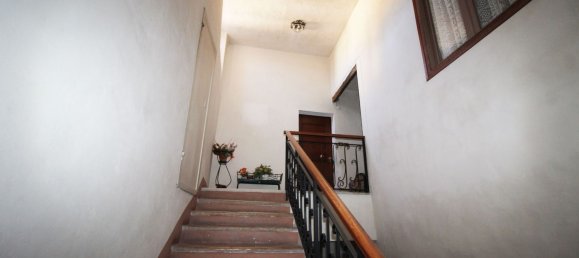 5 bedrooms Apartment in Fermignano, Italy No. 326644 11