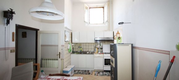 5 bedrooms Apartment in Fermignano, Italy No. 326644 2