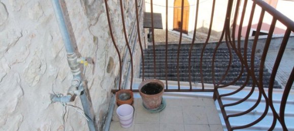 5 bedrooms Apartment in Fermignano, Italy No. 326644 6