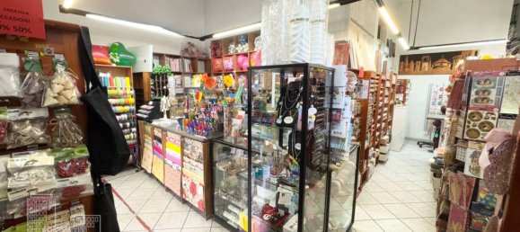 2 rooms Commercial property in Rome, Italy No. 343383 7