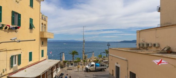 Dúplex de 5 habitaciónes en Monte Argentario, Italy No. 285269 19