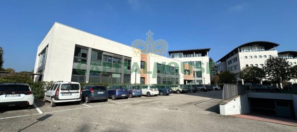 2-Zimmer Gewerbliche Immobilie in Castel Maggiore, Italy, Nr. 102590 8