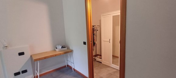 3 rooms Apartment in Pavia, Italy No. 276164 10