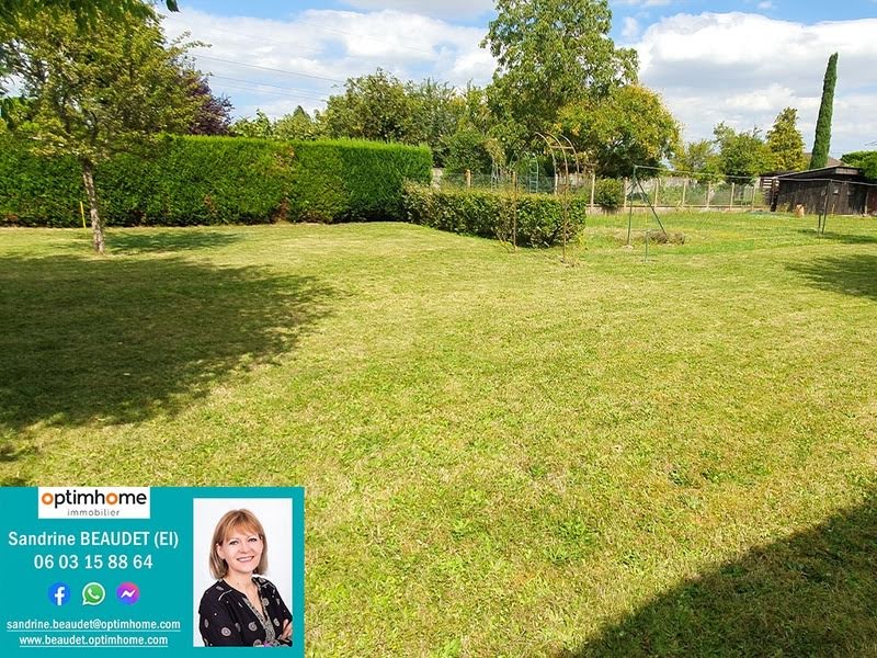 Terreno en Leves, France 450 m² No. 156356