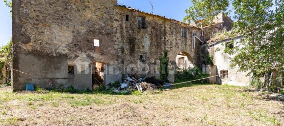 8 chambres Maison à Monteverdi Marittimo, Italy No. 349638 9