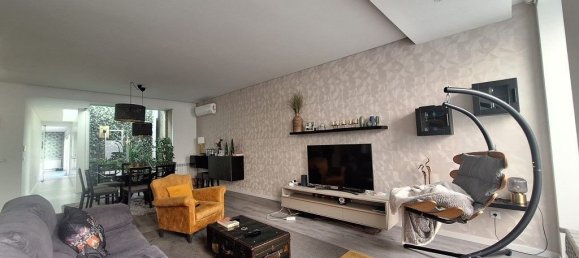 Casa de 4 dormitorios en Viana do Castelo, Portugal No. 89727 2