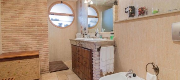 5 bedrooms Villa in Redovan, Spain No. 176120 22