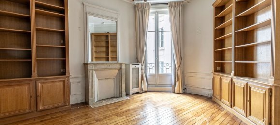 4 bedrooms Apartment in Paris, France No. 292051 13