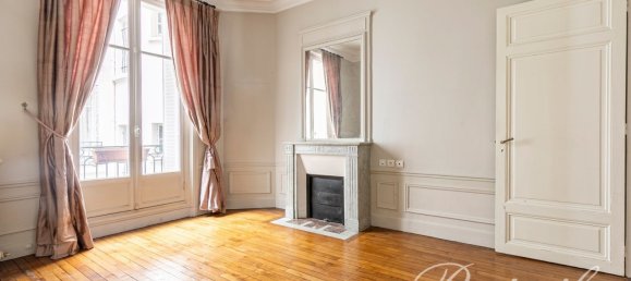 4 bedrooms Apartment in Paris, France No. 292051 11