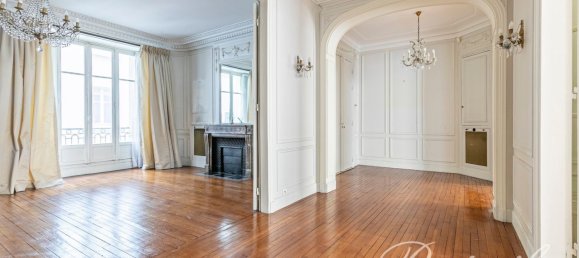 4 bedrooms Apartment in Paris, France No. 292051 5