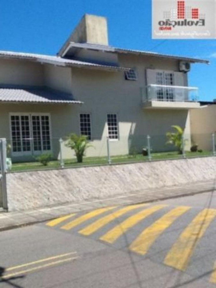4 bedrooms House in Florianopolis, Brazil No. 572221