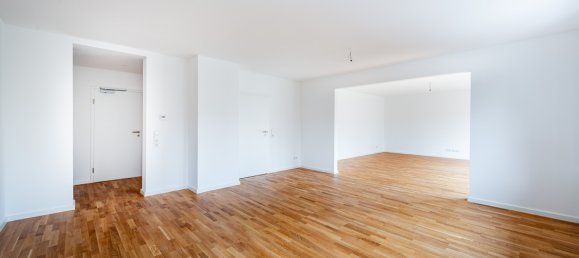 5 chambres Appartement à Frankfurt am Main, Germany No. 81014 3