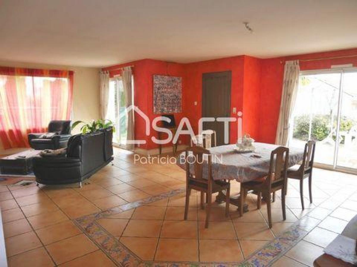 4 chambres Maison à Niort, France No. 27127