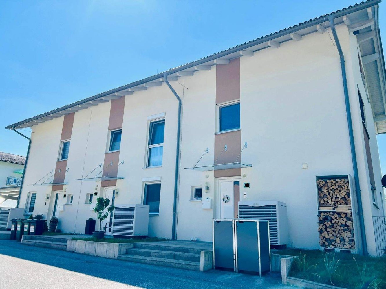 4غرفة تاون هاوس في Eugendorf, Austria رقم 235132