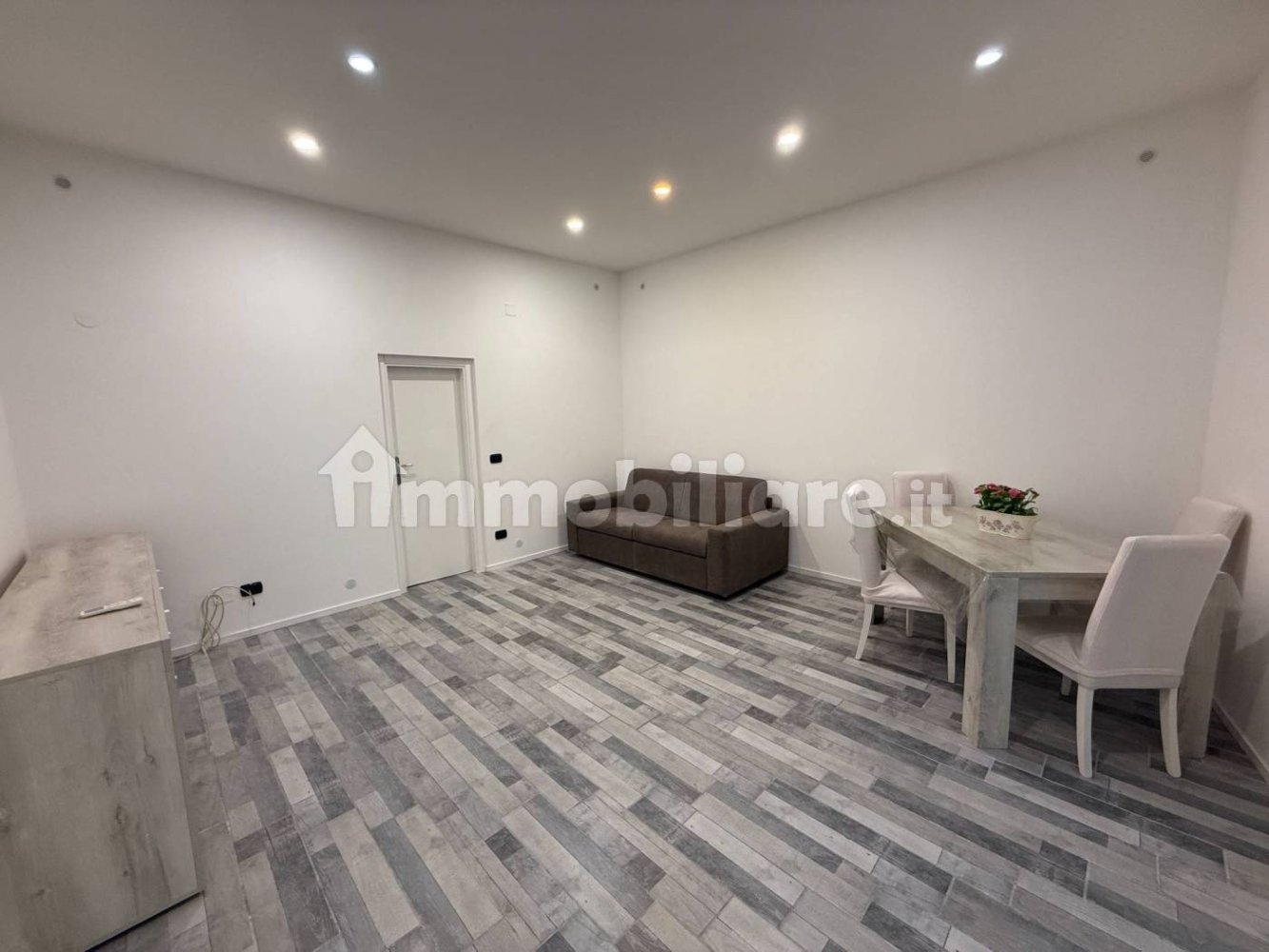 Apartamento de 1 dormitorio en Naples, Italy No. 357649