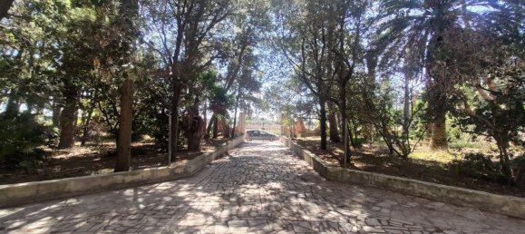 Вилла с 5 комнатами в Matino, Италия № 298715 6