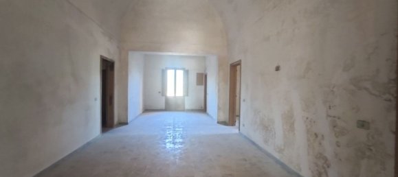 Вилла с 5 комнатами в Matino, Италия № 298715 9