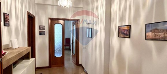 3 bedrooms Apartment in Syracuse, Italy No. 246535 17
