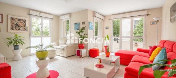 Apartamento de 2 dormitorios en Orleans, France No. 254000 2