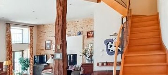 4 bedrooms House in La Clayette, France No. 323666 10