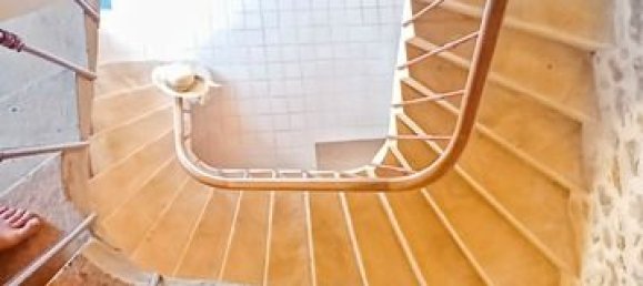 4 bedrooms House in La Clayette, France No. 323666 9