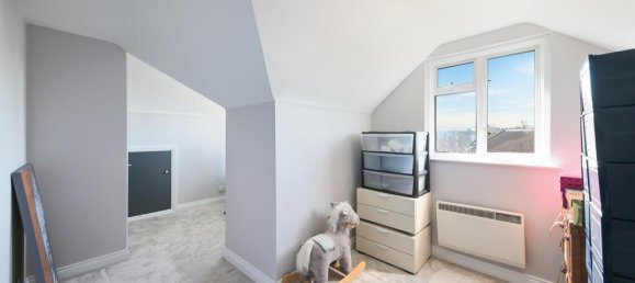 5 bedrooms House in Leatherhead, United Kingdom No. 9670 23