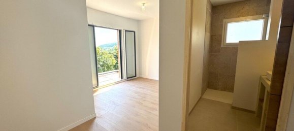3 Schlafzimmer Haus in Loire, France, Nr. 308787 14