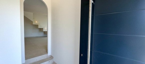 3 Schlafzimmer Haus in Loire, France, Nr. 308787 5