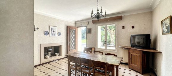 Castillos de 4 dormitorios en Avignon, France No. 355804 6